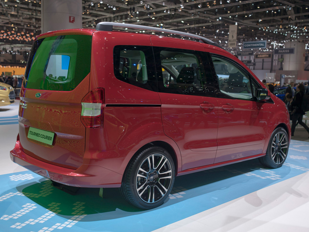  Ford Tourneo Courier     2014 